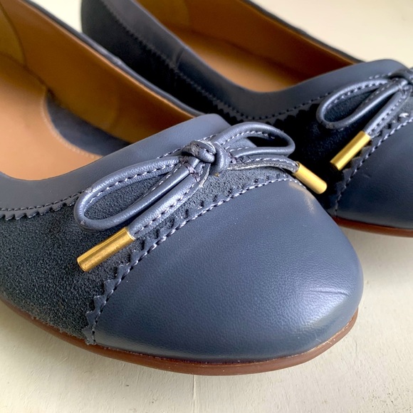 Lands’ End Gray Suede Ballet Flats with Toe Cap & Bow Detail - Picture 7 of 12